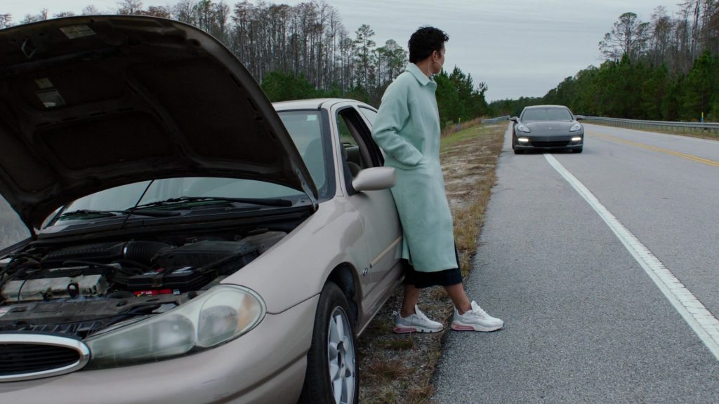 Nike Air Max 270 Sneakers of Michele Weaver as Luly Perry in Council of Dads S01E06 “Heart Medicine” (2020) (Image 1)