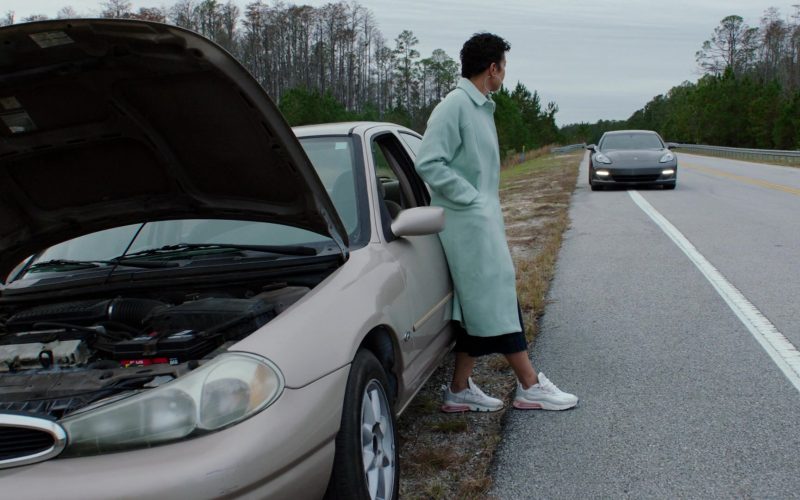 Nike Air Max 270 Sneakers of Michele Weaver as Luly Perry in Council of Dads S01E06 “Heart Medicine” (2020) (Image 1)