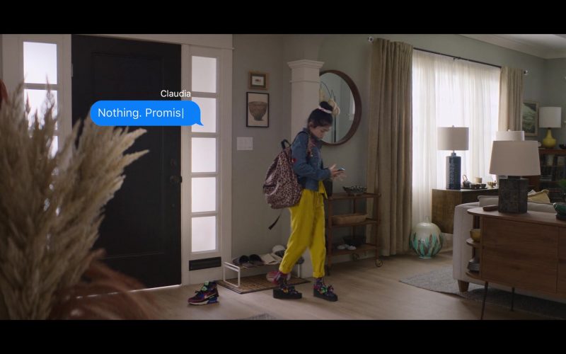Nike Air Max 90 Multi Color Sneakers in The Baby-Sitters Club S02E02 “Claudia and the New Girl” (2021) (Image 1)