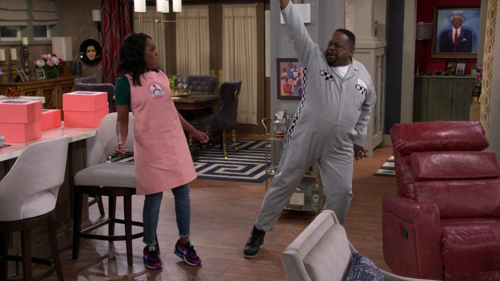 Nike Air Max 90 Shoes Worn by Tichina Arnold as Tina in The Neighborhood S04E19 “Welcome to the Quinceañera” (2022) (Image 1)