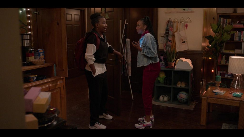 Nike Air Max 90 Women's Sneakers of Alyah Chanelle Scott as Whitney Chase in The Sex Lives of College Girls S01E08 “The Surprise Party” (2021) (Image 1)