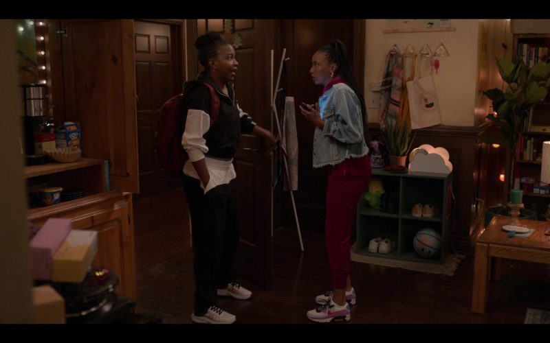 Nike Air Max 90 Women's Sneakers of Alyah Chanelle Scott as Whitney Chase in The Sex Lives of College Girls S01E08 “The Surprise Party” (2021) (Image 1)