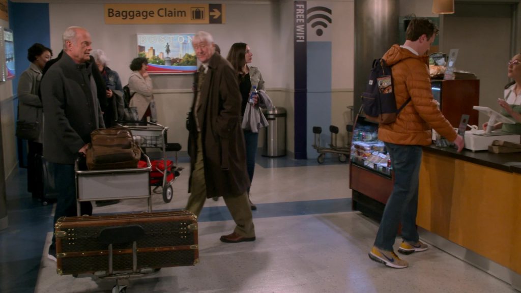 Nike Air Max Flyknit Racer “Next Nature” sneakers Wron by Anders Keith as David Crane in Frasier S01E01 “The Good Father” (2023) (Image 6)