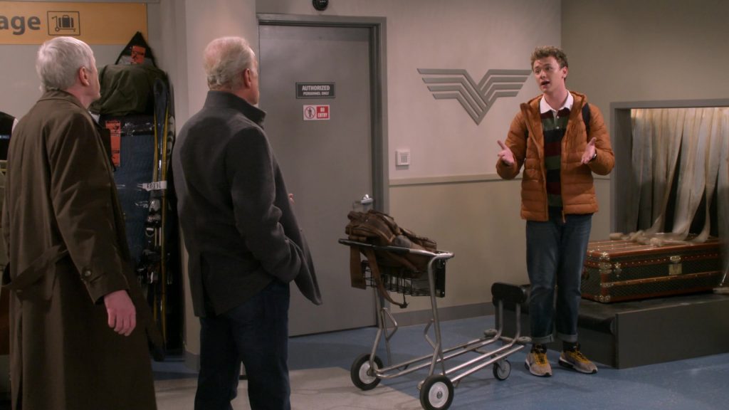 Nike Air Max Flyknit Racer “Next Nature” sneakers Wron by Anders Keith as David Crane in Frasier S01E01 “The Good Father” (2023) (Image 8)