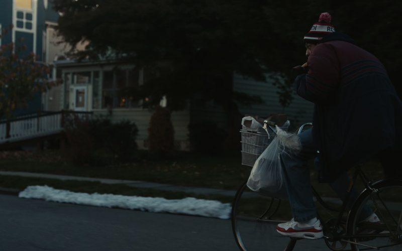 Nike Air Max SC Shoes of Pete Davidson as Kevin Gill in Dumb Money (2023) (Image 1)