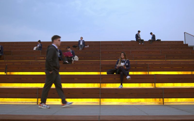 Nike Air Max Sneakers Worn by Actor in XO, Kitty S01E09 “SNAFU” (2023) (Image 1)