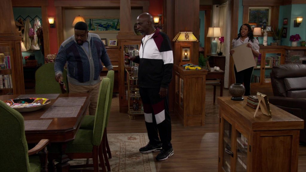 Nike Air Max Triax 94 Sneakers of Gary Anthony Williams as Ernie in The Neighborhood S03E13 “Welcome to the Art Class” (2021) (Image 2)