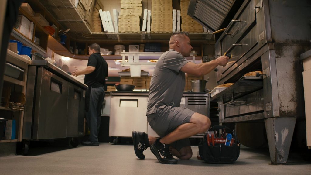 Nike Air Max shoes, Husky in Its Florida Man S02E02 “Pizza Man” (2025) (Image 3)