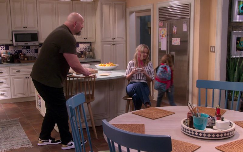 Nike Air Shoes Worn by Paul Donald Wight II as Big Show in The Big Show Show S01E03 “The Big Brain” (2020) (Image 1)