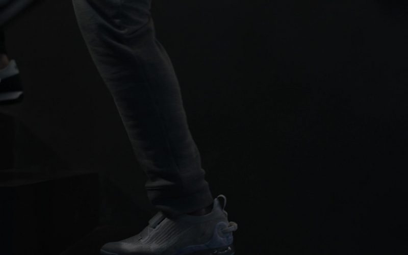 Nike Air VaporMax Sneakers in 9-1-1 - Lone Star S02E12 “The Big Heat” (2021) (Image 1)