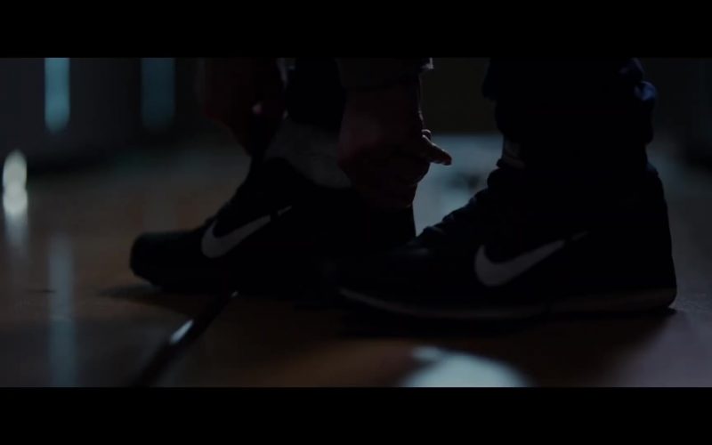 Nike Air Zoom Winflo 5 Sneakers Worn by Elisabeth Moss in The Invisible Man (2020) (Image 1)