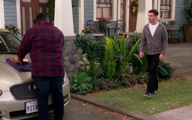 Nike Black Shoes Worn by Max Greenfield as Dave Johnson in The Neighborhood Season 2 Episode 7 “Welcome to the Vow Renewal” (2019) (Image 1)