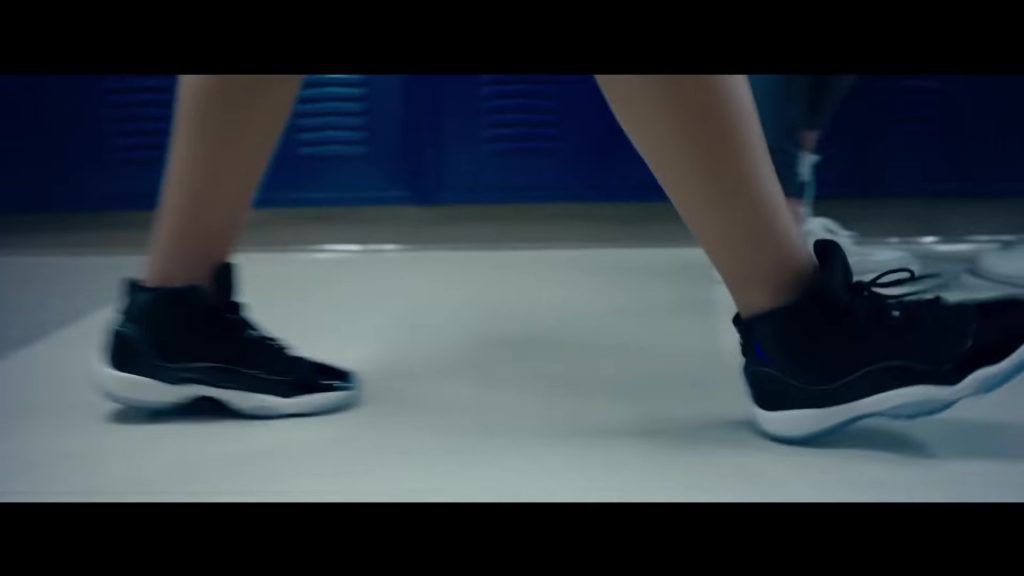 Nike Black Sneakers With White Sole Worn by Amandla Stenberg in The Hate U Give (2018) (Image 3)