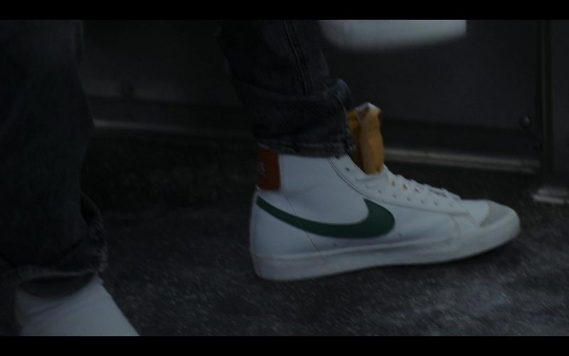 Nike Blazer Mid '77 Shoes in The Chi S04E01 “Soul Food” (2021) (Image 1)
