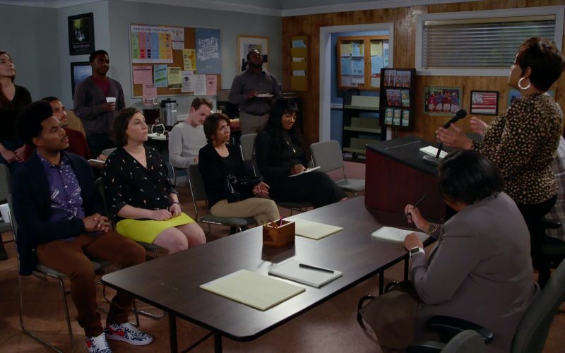 Nike Blazer Mid '77 Tie Dye Sneakers of Julian Gant as Carter in Call Me Kat S01E10 “Business Council” (2021) (Image 1)