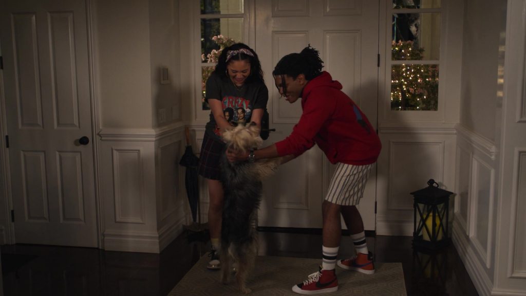 Nike Blazer Red Sneakers in Big Shot S02E02 “BOYS!” (2022) (Image 1)