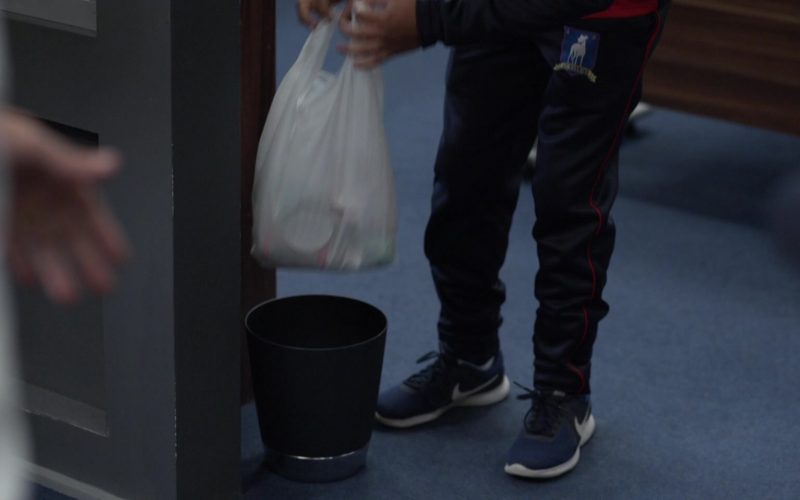 Nike Blue Sneakers of Nick Mohammed as Nathan in Ted Lasso S01E03 “Trent Crimm - The Independent” (2020) (Image 1)