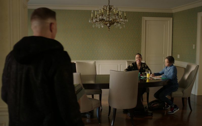 Nike Boys Sneakers in Power Season 6 Episode 8 “Deal With The Devil” (2019) (Image 1)
