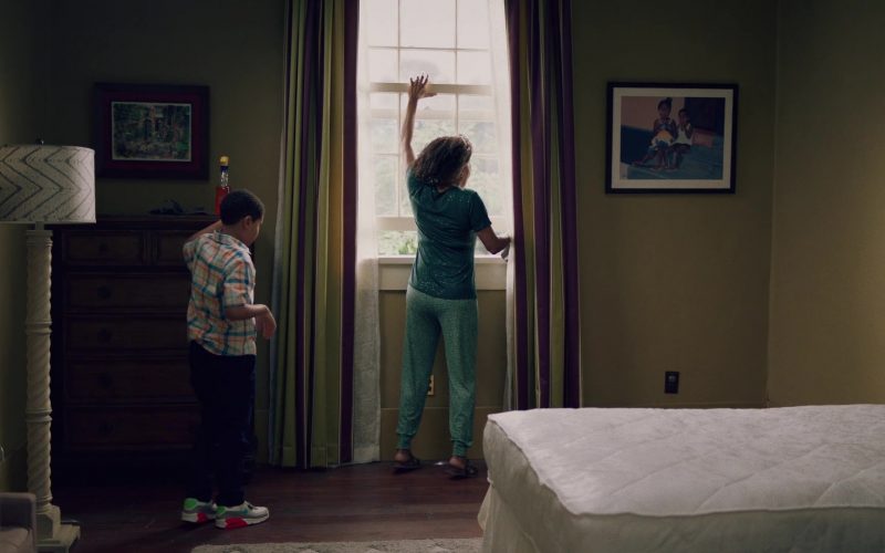 Nike Boys' Sneakers in Queen Sugar S06E10 “And You Would Be One of Them” (2021) (Image 1)
