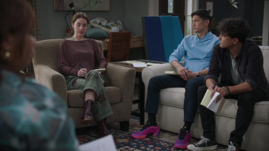 Nike, Converse x Comme Des Garcons Shoes in Greys Anatomy S21E10 “Jump (for My Love)” (2025) (Image 5)
