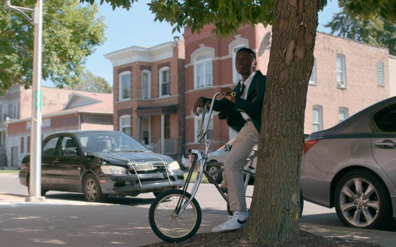 Nike Cortez Men's White Sneakers in The Chi S03E02 “Brewfurd” (2020) (Image 1)