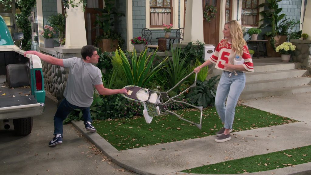 Nike Cortez Navy Blue Sneakers of Max Greenfield as Dave in The Neighborhood S03E16 “Welcome to the Test Run” (2021) (Image 2)