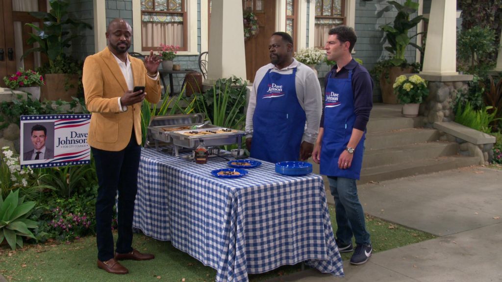 Nike Cortez Sneakers of Max Greenfield as Dave in The Neighborhood S03E02 “Welcome to the Election” (2020) (Image 2)