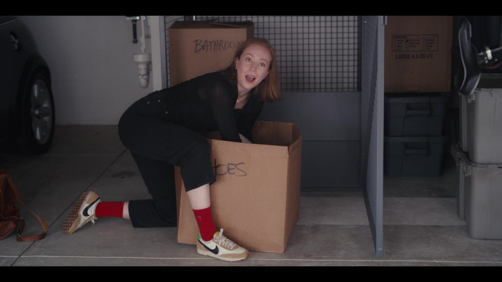 Nike Daybreak White-Brown Sneakers of Hannah Einbinder as Ava Daniels in Hacks S01E09 “Interview” (2021) (Image 1)