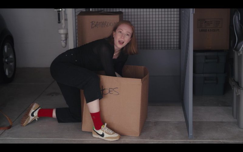 Nike Daybreak White-Brown Sneakers of Hannah Einbinder as Ava Daniels in Hacks S01E09 “Interview” (2021) (Image 1)