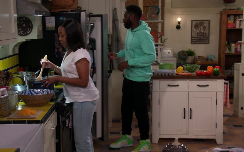 Nike Dunk High Sneakers of Sheaun McKinney as Malcolm in The Neighborhood S03E05 “Welcome to the Road Trip” (2020) (Image 1)