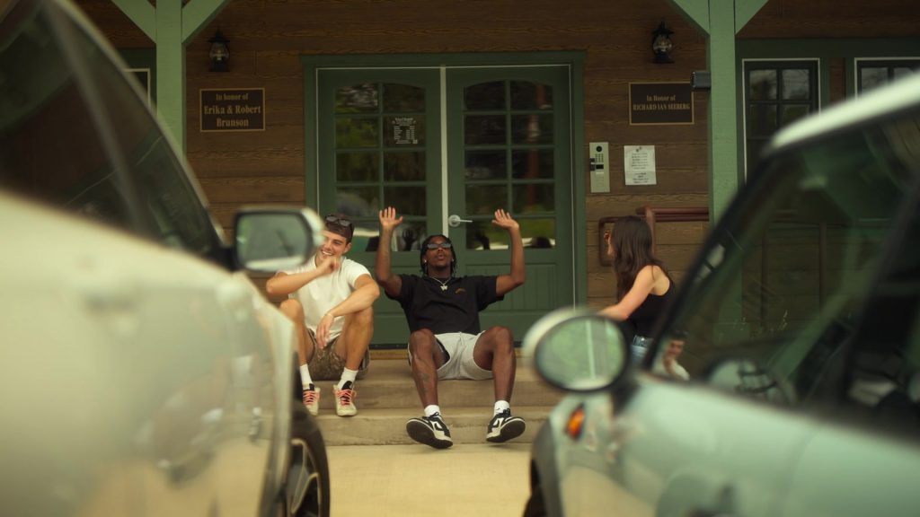 Nike Dunk Low Retro trainers in Calabasas Confidential S01E08 “Playing With Fire” (2026) (Image 4)