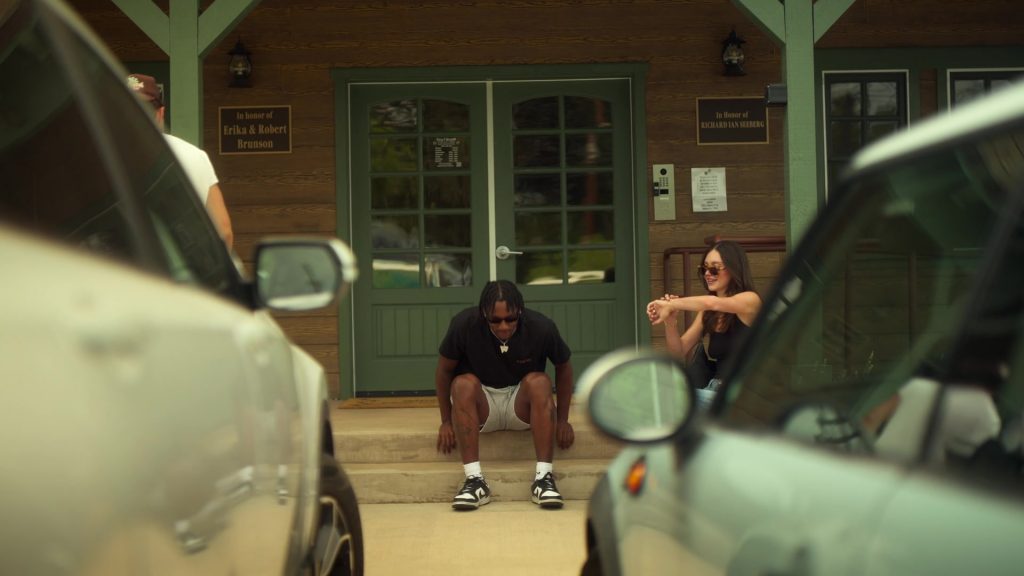 Nike Dunk Low Retro trainers in Calabasas Confidential S01E08 “Playing With Fire” (2026) (Image 8)