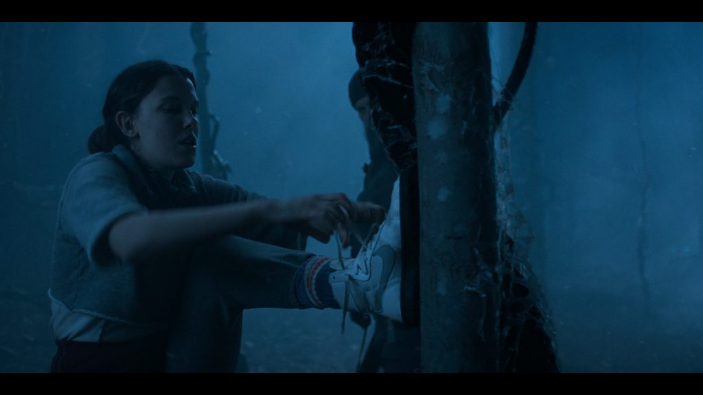 Nike Field General High Stranger Things Sneakers in Stranger Things S05E04 “Chapter Four – Sorcerer” (2025) (Image 4)