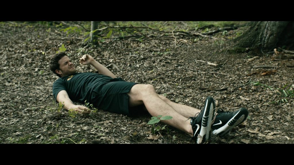 Nike Flex Control TR4 Sneakers of Jack Quaid as Hughie Campbell in The Boys S03E07 “Here Comes a Candle to Light You to Bed” (2022) (Image 1)