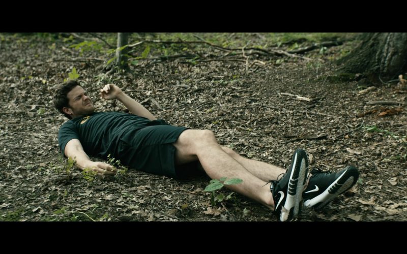 Nike Flex Control TR4 Sneakers of Jack Quaid as Hughie Campbell in The Boys S03E07 “Here Comes a Candle to Light You to Bed” (2022) (Image 1)