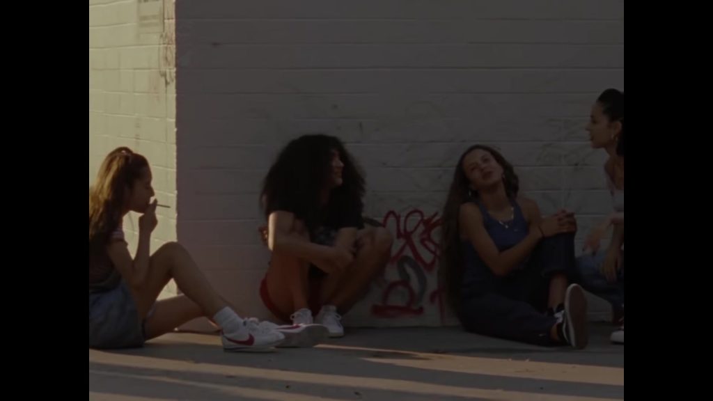 Nike Girls Sneakers in Mid90s (2018) (Image 1)