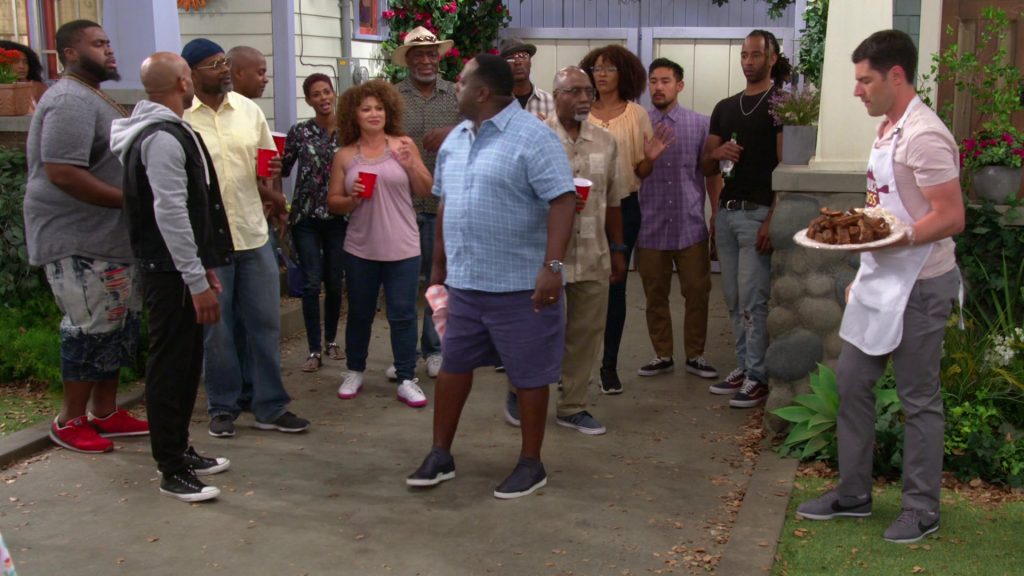 Nike Grey Sneakers Worn by Max Greenfield as Dave Johnson in The Neighborhood – Season 2 Episode 1 “Welcome to the Re-Rack” (2019) (Image 3)