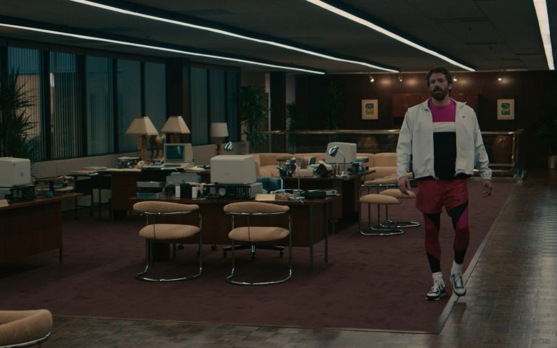 Nike Jacket, Shorts and Sneakers of Ben Affleck as Phil Knight in Air (2023) (Image 1)