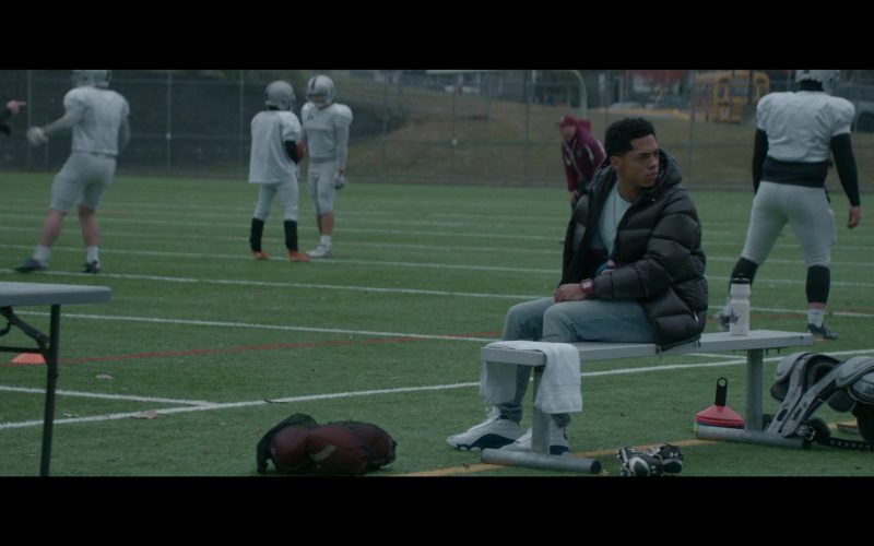 Nike Jordan 13 Sneakers Worn by Zack Morris as Isaiah in Goosebumps S01E02 “The Haunted Mask” (2023) (Image 1)