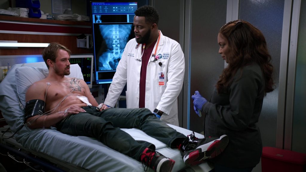 Nike Jordan Flightclub '91 Sneakers in Chicago Med S07E16 “May Your Choices Reflect Hope, Not Fear” (2022) (Image 1)