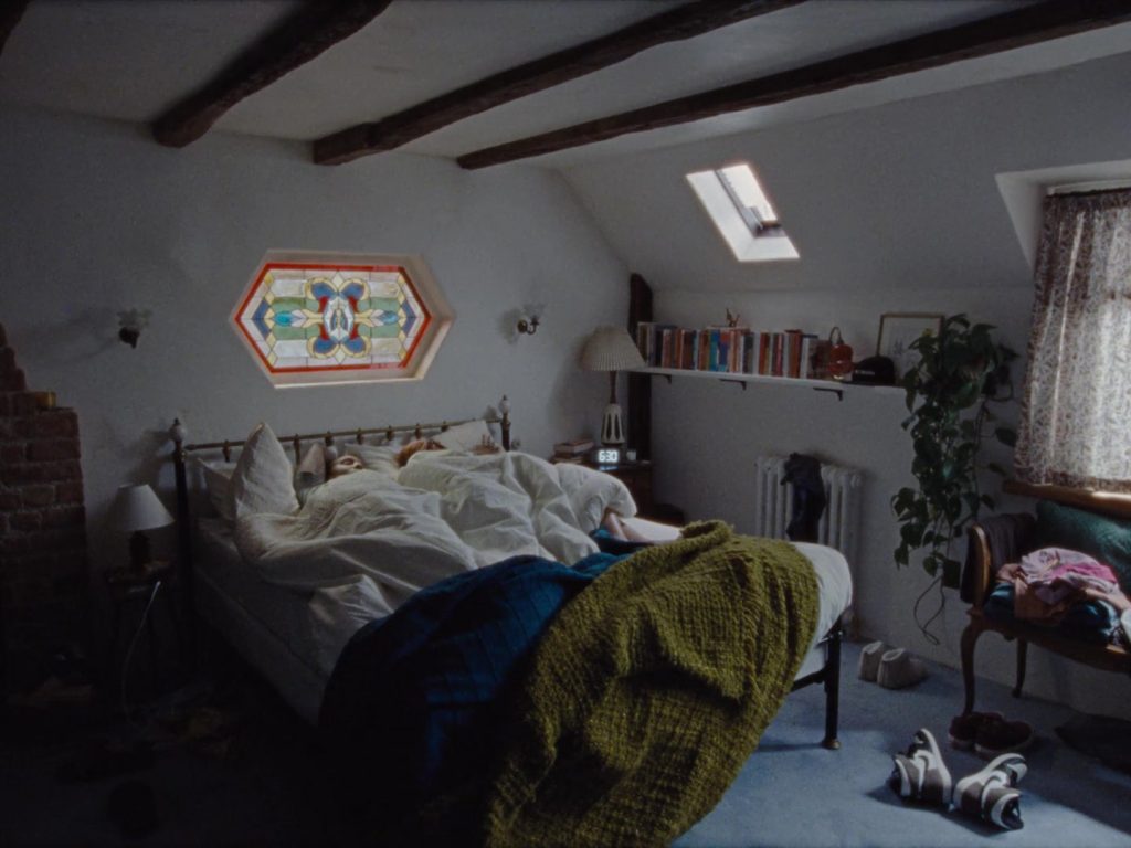 Nike Jordan Sneakers in Master of None S03E01 “Moments in Love, Chapter 1” (2021) (Image 1)