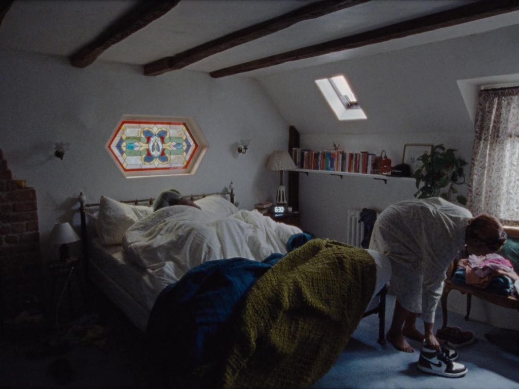 Nike Jordan Sneakers in Master of None S03E01 “Moments in Love, Chapter 1” (2021) (Image 2)