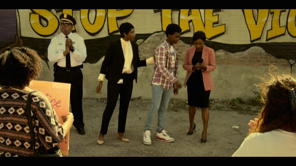 Nike Jordan Sneakers in Power Book IV - Force S02E03 “War & Ice Cream” (2023) (Image 15)