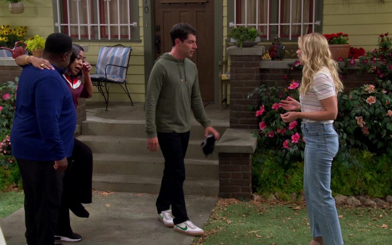 Nike Killshot 2 Shoes of Max Greenfield as Dave in The Neighborhood S03E01 “Welcome to the Movement” (2020) (Image 1)