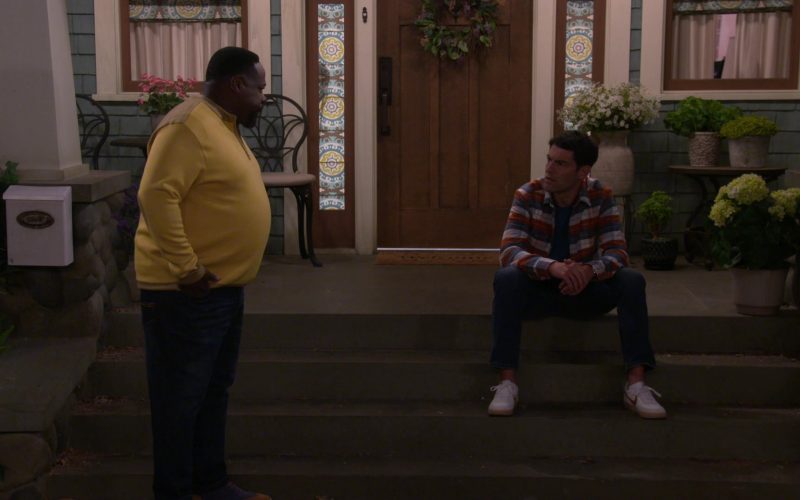 Nike Killshot 2 White Shoes of Max Greenfield as Dave in The Neighborhood S03E02 “Welcome to the Election” (2020) (Image 1)