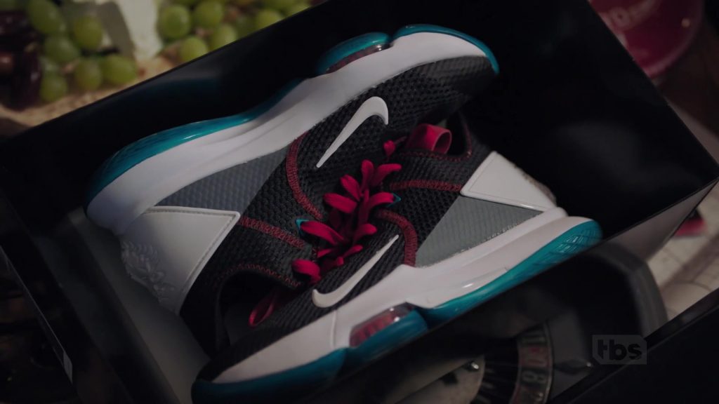 Nike LeBron Witness 4 Sneakers in Chad S01E06 “Hamid” (2021) (Image 1)