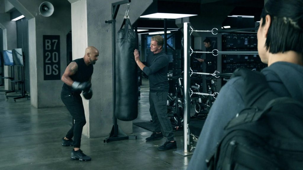 Nike Men's Black Sneakers Worn by Shemar Moore as Daniel ‘Hondo' Harrelson in S.W.A.T. S05E07 “Keep the Faith” (2021) (Image 1)
