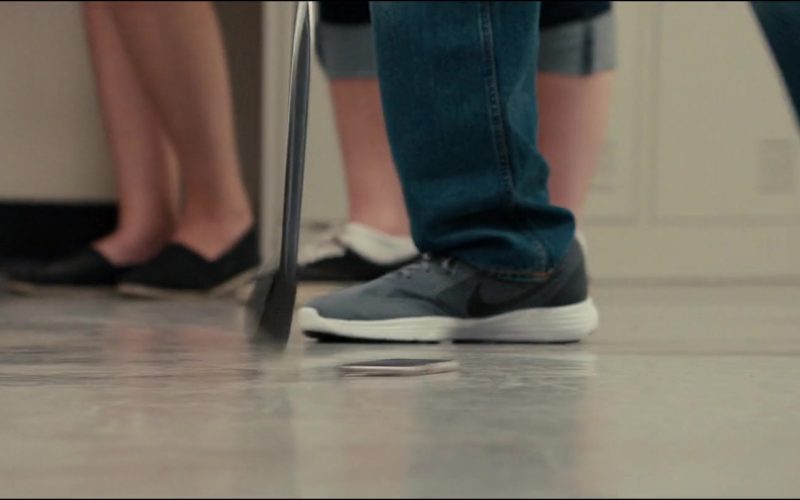 Nike Men's Grey Sneakers in Status Update (2018) (Image 1)