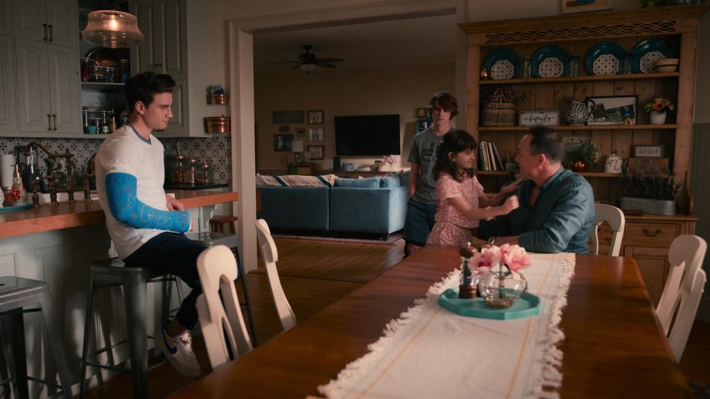 Nike Men's Shoes Worn by Carson Rowland as Tyler ‘Ty' Townsend in Sweet Magnolias S02E05 “Great Expectations” (2022) (Image 2)