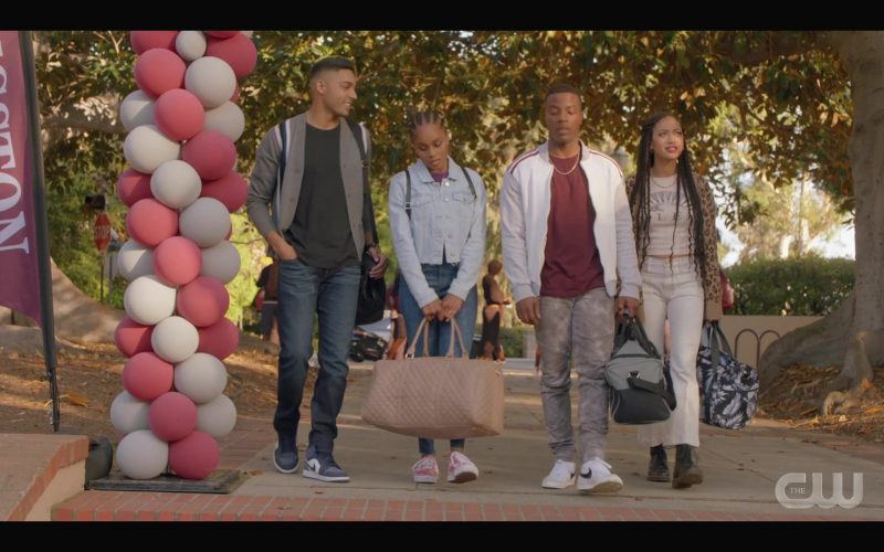 Nike Men's Shoes in All American S03E17 “All American - Homecoming” (2021) (Image 1)